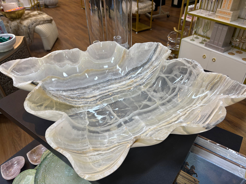 Quartz Onyx Centerpiece Crystalline
